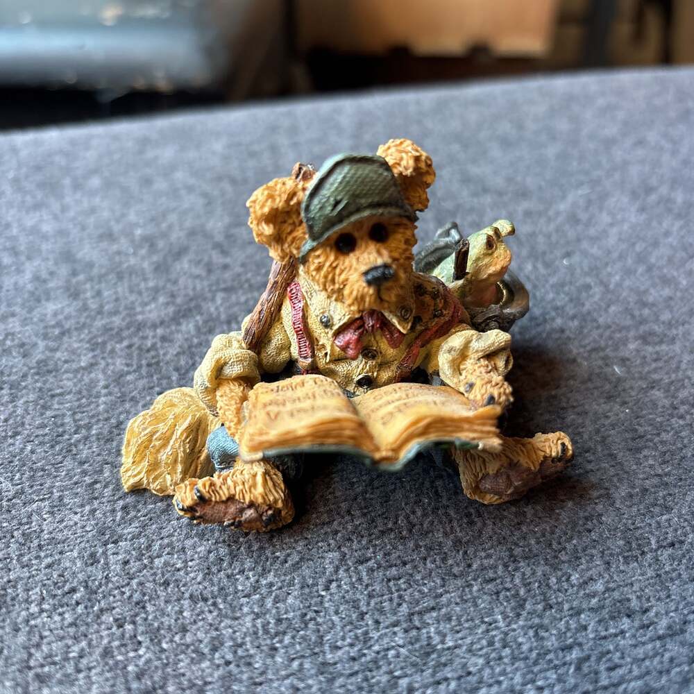 Boyds Bears & Friends #2430 Willie as Noah's Son vintage bear frog figurine